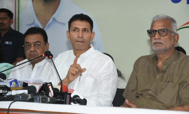 MP: जीतू पटवारी का आरोप स्कूल संचालक बीजेपी से जुड़ा, इसलिए अभी तक बुलडोजर नहीं चला... 1 IMG 20240515 WA0014