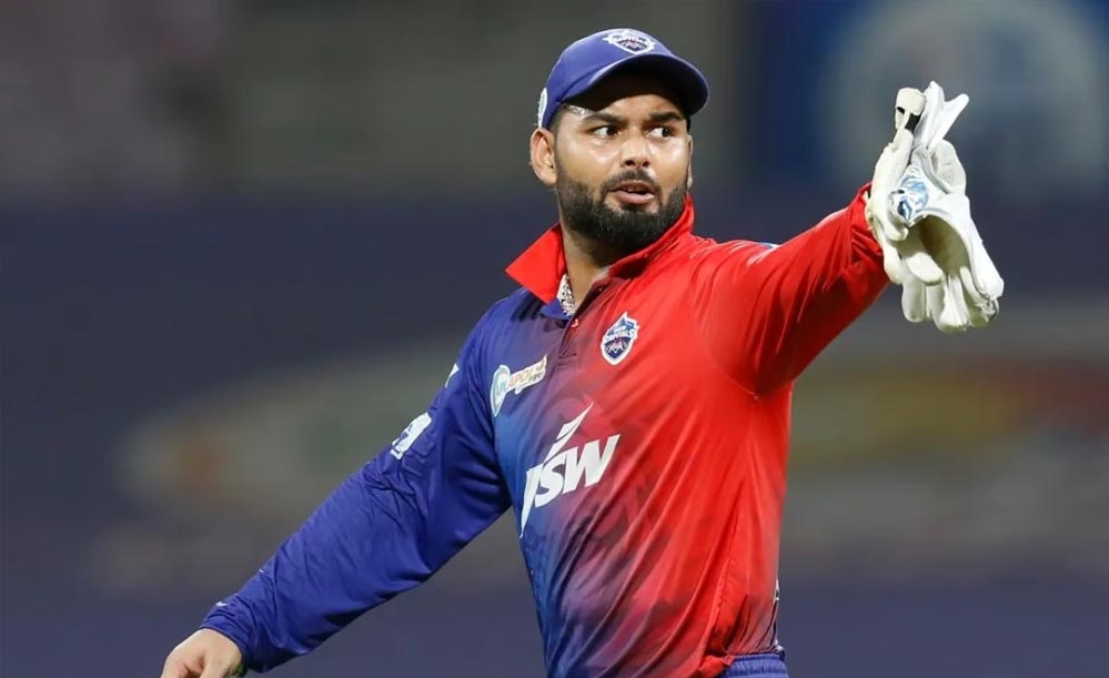 दिल्ली कैपिटल्स के कप्तान ऋषभ पंत पर स्लो ओवर रेट के लिए एक मैच का बैन, 30 लाख रुपये का जुर्माना 6 rishabh pant A 56 1