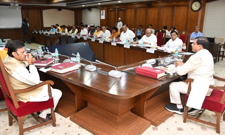 MP Cabinet: बैकलॉग पदों पर नियुक्तियां होंगी, संवेदनशील डाटा को सुरक्षित रखने के लिए कमेटी बनेगी 1 IMG 20240718 WA0011