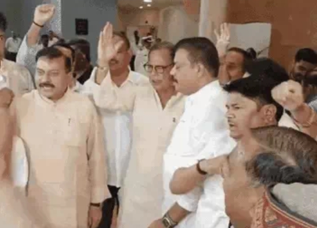 MP: विधानसभा में हंगामे के बीच बजट पारित:विजयवर्गीय ने कहा-एक साथ हो अनुदान मांगों पर चर्चा, सिंघार ने विरोध किया तो हंगामा 1 IMG 20240705 170511