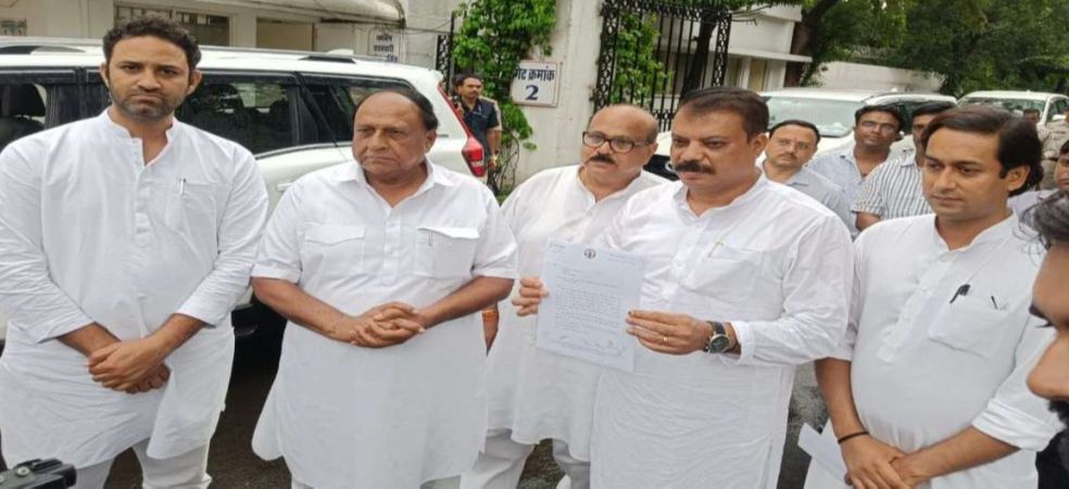 MP: विधानसभा में बात नहीं बनी, तो राजभवन पहुंचा नर्सिंग घोटाले का मामला, मंत्री विश्वास सारंग को बर्खास्त करने की मांग 2 img 20240706 1606115285526006019817475