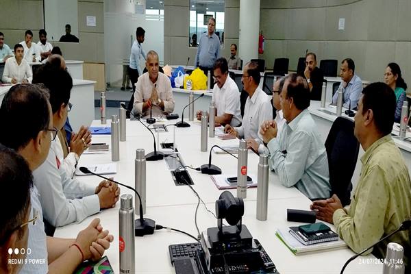 MP: जलवायु के आधार पर पौधों का रोपण किया जाए : वन मंत्री रामनिवास रावत 1 क्षेत्र विशेष के अनुसार उचित गुणवत्ता के पौधों का रोपण