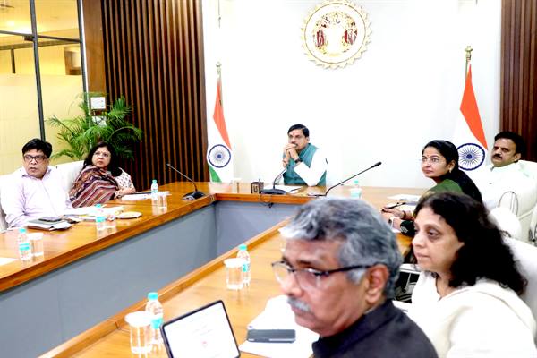 मुख्यमंत्री डॉ. यादव लाड़ली बहनों को आभार-पत्र और उपहार का देंगे संदेश 1 मुख्यमंत्री डॉ यादव लाड़ली बहनों को आभार पत्र और उपहार का