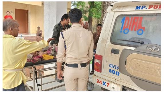 युवक ने अपनी नानी पर चाकू से हमला कर उन्हें