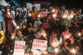 जब आप सो रहे थे.........तब आधी रात को सड़कों पर निकाली महिलाएं 6 जब आप सो रहे थेतब आधी रात को सड़कों पर