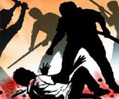दिनदहाड़े भाई ने लाठी-डंडे से पीटकर भाई को उतारा मौत के घाट 6 दिनदहाड़े भाई ने लाठी डंडे से पीटकर भाई को उतारा मौत