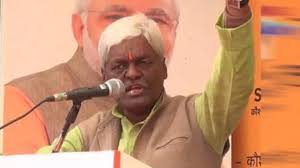 BJP के ये विधायक फिर आए विवादों में अब अपनी