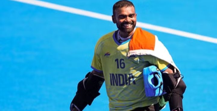 Hockey: स्पेन के सामने चट्टान की तरह खड़े रहे, पांच गोल बचाए, ओलंपिक कांस्य पदक के साथ श्रीजेश की विदाई 2 img 20240808 2311238782053674743141428