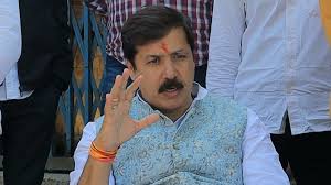 कांग्रेस सरकार ने गरीबों को जमीन का पट्टा दिया भाजपा सरकार उसे रद्द कर रही 1 कांग्रेस सरकार ने गरीबों को जमीन का पट्टा दिया भाजपा
