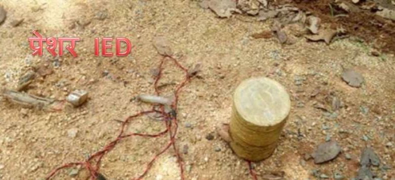 गाय चराने गई महिला आई प्रेशर IED के चपेट में, हुई दर्दनाक मौत 1 गाय चराने गई महिला आई प्रेशर IED के चपेट में