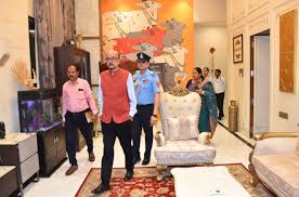 छत्तीसगढ़-रायपुर में राज्यपाल रमेन डेका ने किया राजभवन का निरीक्षण, दिए आवश्यक दिशा-निर्देश 1 छत्तीसगढ़ रायपुर में राज्यपाल रमेन डेका ने किया राजभवन का निरीक्षण