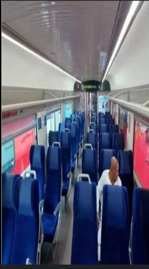 Vande Bharat: इस एक्सप्रेस के सफर में सन्नाटा, 80% सीटें रहीं खाली 7 IMG 20240925 232136