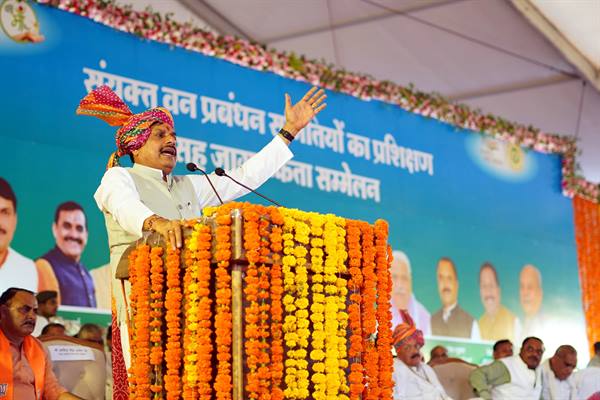 प्रधानमंत्री मोदी के नेतृत्व में वन क्षेत्र विकास के लिए