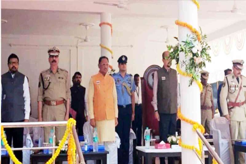 रायपुर में पुलिस स्मृति दिवस परेड सीएम विष्णुदेव साय ने