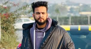 500 करोड़ रुपये की धोखाधड़ी मामले में फंसे एल्विश यादव 1 500 करोड़ रुपये की धोखाधड़ी मामले में फंसे एल्विश यादव