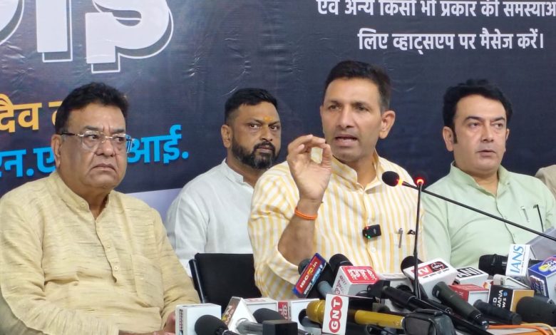 MP: भोपाल में 1814 करोड़ की MD ड्रग पकड़े जाने पर सियासत, कांग्रेस ने मांगा डिप्टी सीएम देवड़ा का इस्तीफा 1 IMG 20241007 WA0007