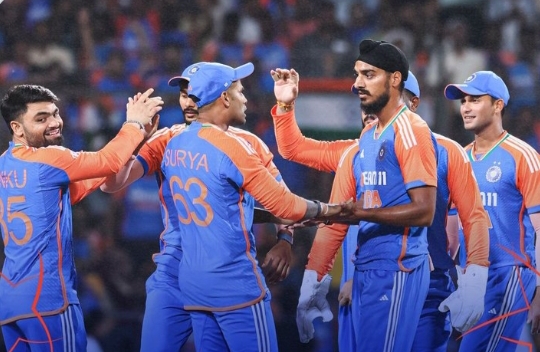 Cricket: भारत ने बांग्लादेश को 7 विकेट से पहला टी-20 हराया:128 का टारगेट 11.5 ओवर में चेज किया; अर्शदीप-चक्रवर्ती ने 3-3 विकेट लिए 1 IMG 20241006 224204