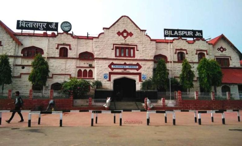 दीपावली पर रेलवे ने बिलासपुर-लोकमान्य तिलक टर्मिनल के बीच चलाई ये स्पेशल ट्रेन, जानिए समय और रूट 1 दीपावली पर रेलवे ने बिलासपुर लोकमान्य तिलक टर्मिनल के बीच चलाई