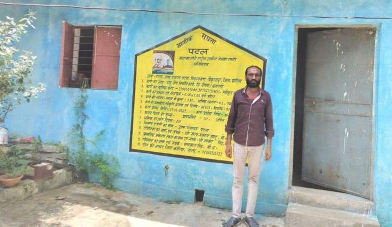 दुग्ध उत्पादन से अतिरिक्त आमदनी का लाभ ले रहे हैं मनरेगा के लाभार्थी दीपक 1 दुग्ध उत्पादन से अतिरिक्त आमदनी का लाभ ले रहे हैं