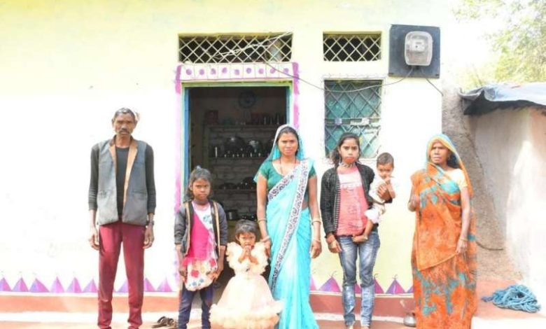 पीएम जन-मन योजना में 3 हजार 876 से अधिक जनजातीय घर हुए रोशन 1 पीएम जन मन योजना में 3 हजार 876 से अधिक जनजातीय