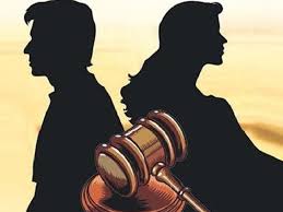 पूर्व पति ने विवाहिता पत्नि का तलाक कराया, फिर लिवइन में रख 3 साल तक किया दुष्कर्म 1 पूर्व पति ने विवाहिता पत्नि का तलाक कराया फिर लिवइन