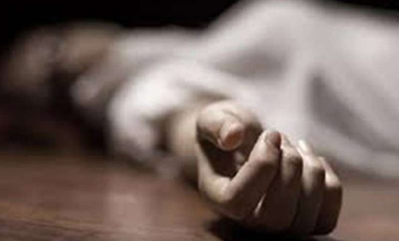 प्रेमी ने हत्या कर गंगा में फेंका शव 1 प्रेमी ने हत्या कर गंगा में फेंका शव