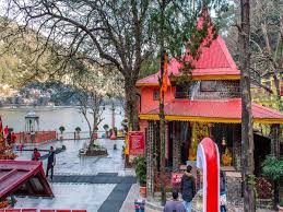 बड़ा ही चमत्कारी है माता का यह मंदिर, यहां मां कई बार दे चुकी साक्षात दर्शन! 1 बड़ा ही चमत्कारी है माता का यह मंदिर यहां मां