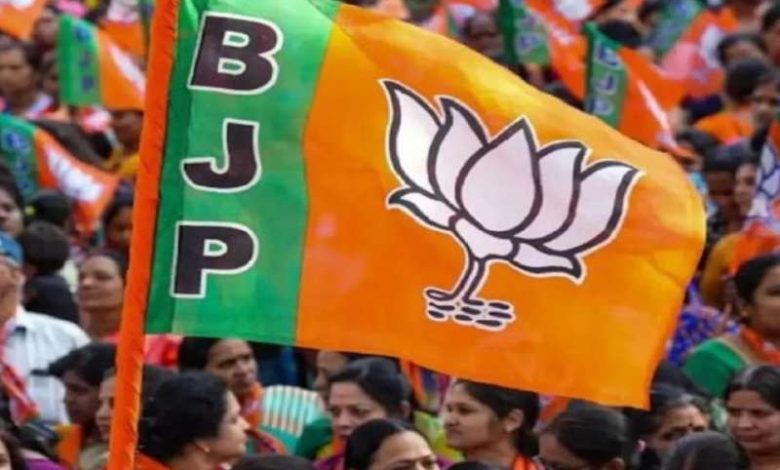 एकनाथ शिंदे और भाजपा को झटका, राज ठाकरे से नहीं हुआ समझौता 1 भाजपा ने त्रिपुरा में अपने आंतरिक चुनावों के लिए निर्वाचन