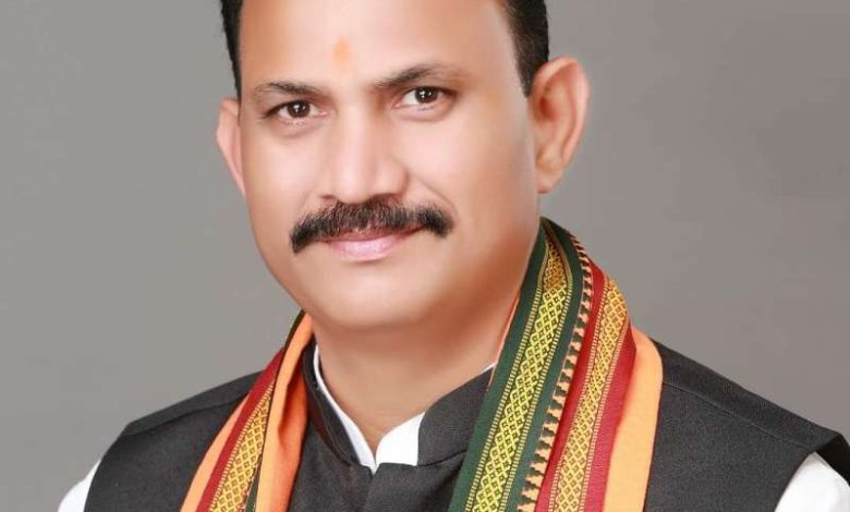 स्वास्थ्य मंत्री श्याम बिहारी जायसवाल के अथक प्रयासों से स्वास्थ्य सुविधाओं में हो रही है लगातार वृद्धि 1 स्वास्थ्य मंत्री श्याम बिहारी जायसवाल के अथक प्रयासों से स्वास्थ्य