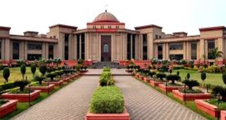 हाई कोर्ट से ख़ारिज हुईं नितिन, अमित, सूरज और गिरीश तलरेजा की याचिकाएं 1 हाई कोर्ट से ख़ारिज हुईं नितिन अमित सूरज और गिरीश