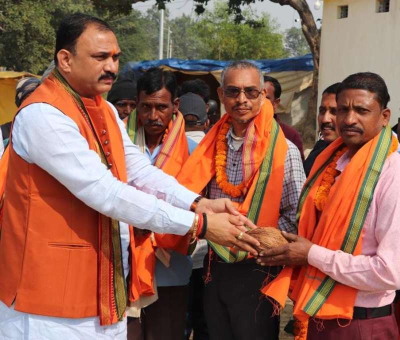 स्वास्थ्य मंत्री श्याम बिहारी जायसवाल ने किया धान खरीदी केंद्रों