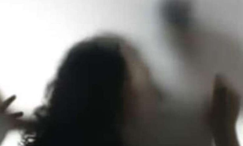 नशीली शिकंजी पिलाकर महिला से दुष्कर्म, बनाई अश्लील वीडियो 1 झूठा निकला रेप केस दो लड़कियों को पुलिस ने किया