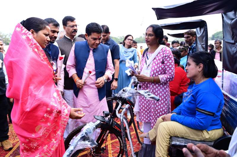 विकसित राष्ट्र बनाने में दिव्यांगजन निभा रहे अहम भूमिका