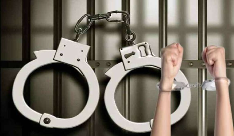छात्र की नाबालिग बहन को भगाने वाला ट्यूशन टीचर 16 साल बाद नूंह से गिरफ्तार 1 ई रिक्शा चालक का दूसरे ऑटो चालक पर जानलेवा हमला आरोपी