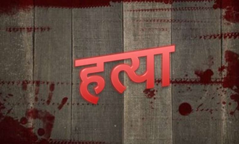 एएसआई ने की पत्नी और साली की हत्या, चाकू से गोदकर मौत को दिया अंजाम 1 एएसआई ने की पत्नी और साली की हत्या चाकू से