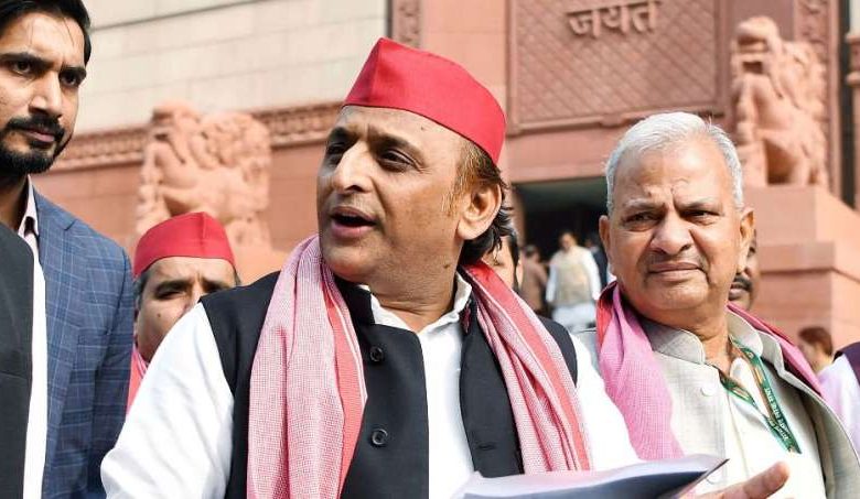 संसद में गूंजा संभल मुद्दा, अखिलेश बोले-ये लड़ाई संभल की नहीं, दिल्ली-लखनऊ की 1 संसद में गूंजा संभल मुद्दा अखिलेश बोले ये लड़ाई संभल की