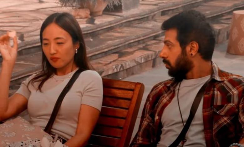 सलमान खान के निशाने पर करणवीर मेहरा और चुम दरांग का रिश्ता, वीकेंड का वार में होगा खुलासा 1 सलमान खान के निशाने पर करणवीर मेहरा और चुम दरांग