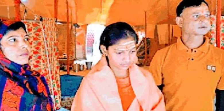 13 साल की राखी बनेगी साध्वी, माता-पिता ने बेटी को जूना अखाड़े को किया दान 1 13 साल की राखी बनेगी साध्वी माता पिता ने बेटी को