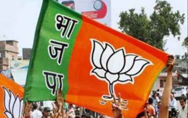 BJP जिलाध्यक्षों की सूची दिल्ली में अटकी, हितानंद - वीडी शर्मा दिल्ली रवाना 1 IMG 20250107 213156