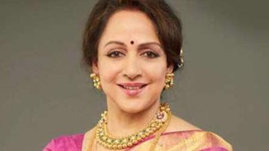 हेमा मालिनी ने मौनी अमावस्या के अवसर पर त्रिवेणी संगम