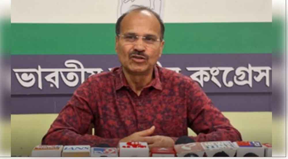 अधीर रंजन चौधरी ने मुख्यमंत्री ममता बनर्जी पर निशाना साधा