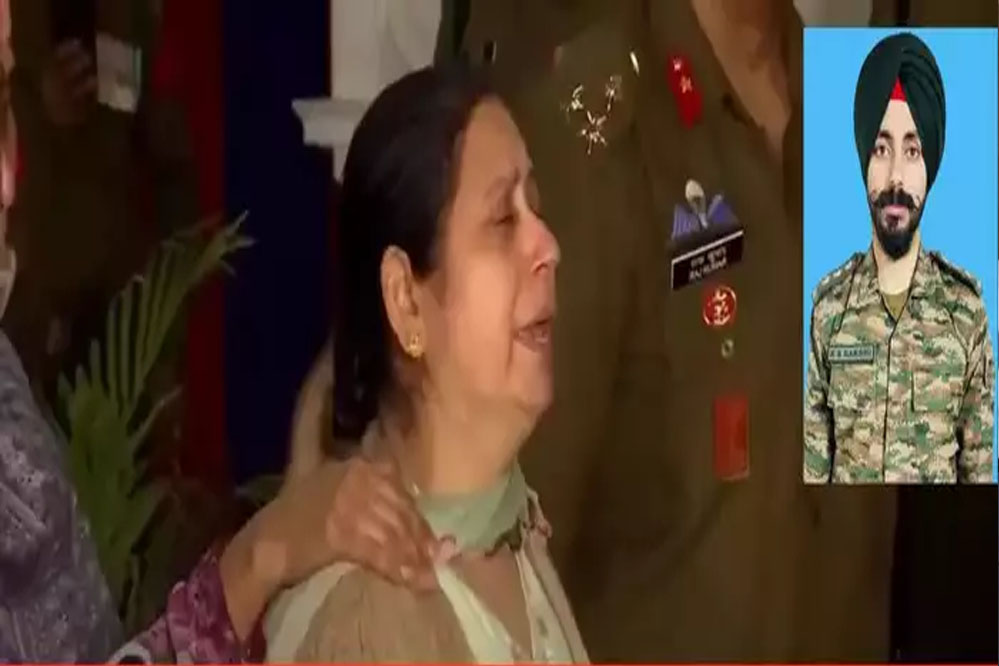 आईईडी ब्लास्ट में दो जवान शहीद दोनों की अप्रैल महीने