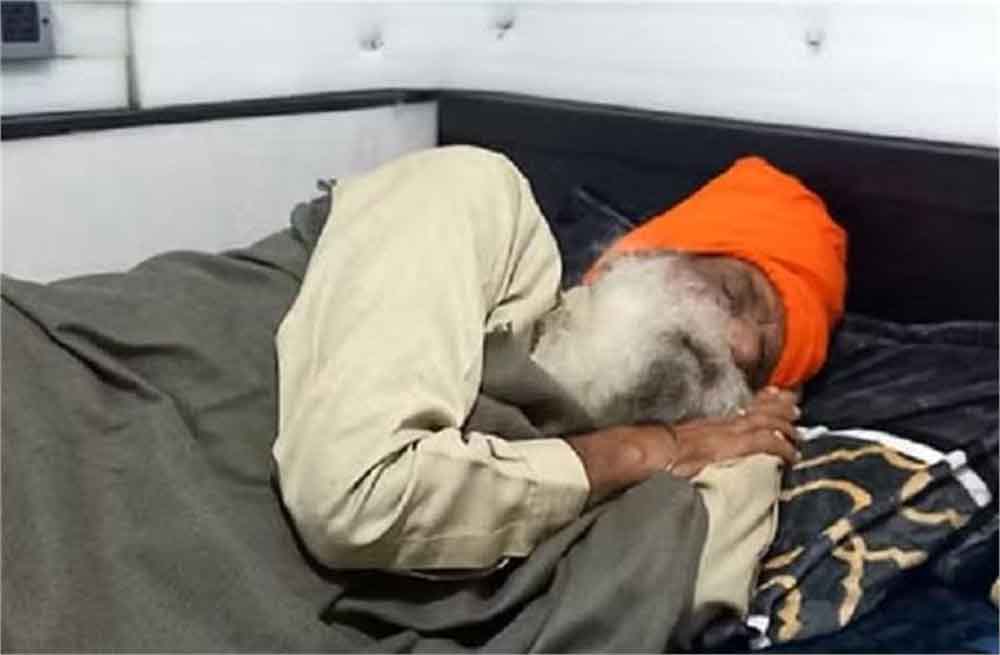 खनौरी बॉर्डर पर आमरण अनशन के 76वें दिन में पहुंचे