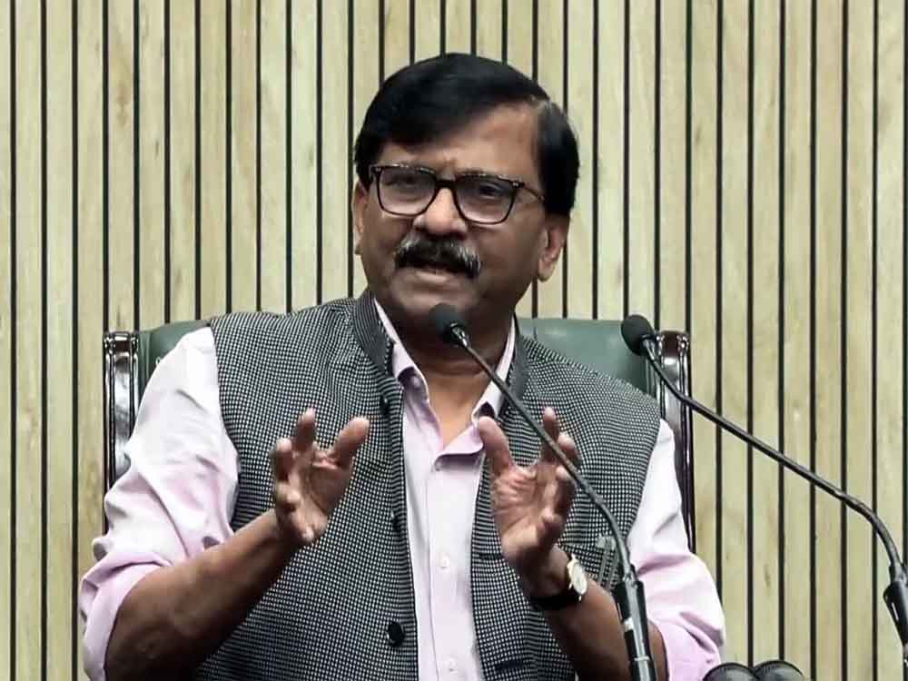 दिल्ली और हरियाणा के नतीजों में संजय राउत को दिखा