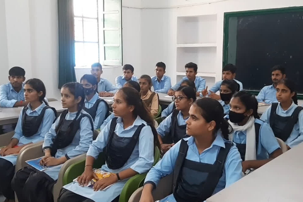 प्रदेश के तीननिजी स्कूलों को पालको को लौटाने होंगे फीस