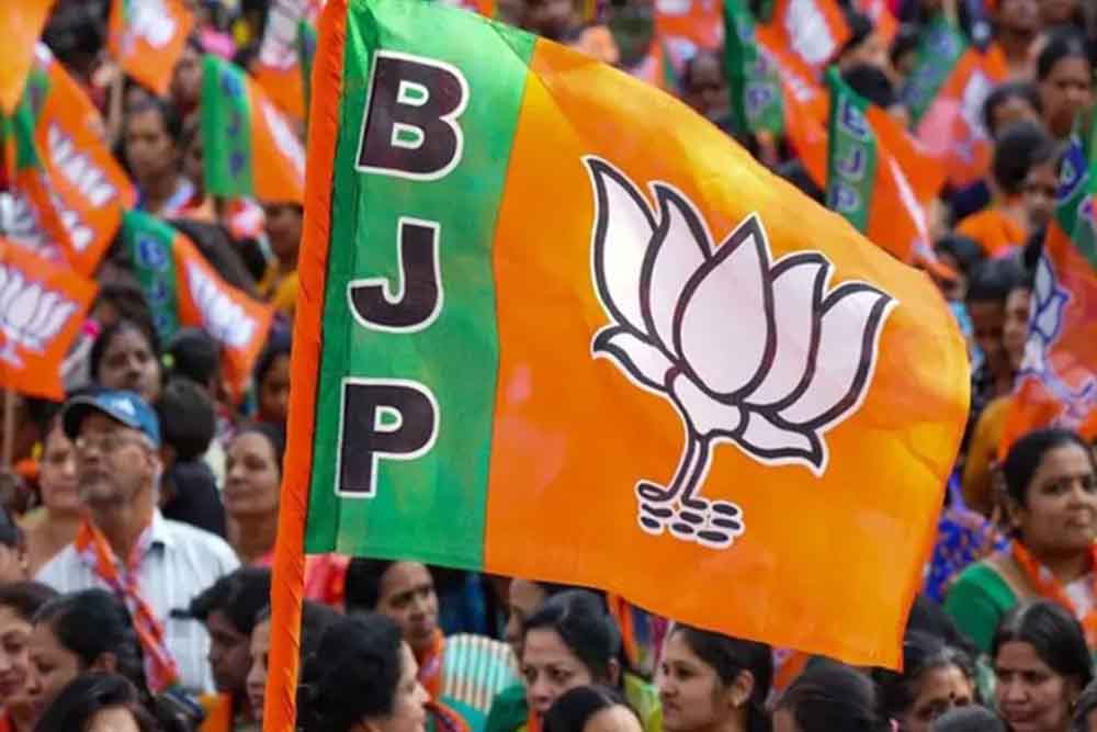 बीजेपी प्रवक्ता ने कहा राहुल गांधी देश विरोधी गतिविधियों में