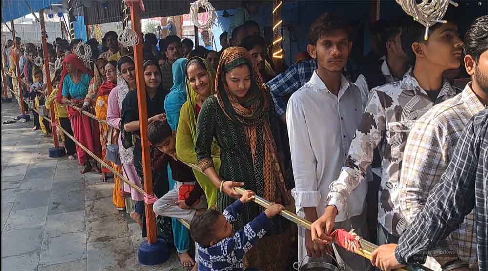 महाशिवरात्रि पावन पर्व पर रेवाड़ी के इस चमत्कारी मंदिर में होती हैं मुरादें पूरी, शिव भक्तों की लगती हैं लंबी कतारें 6 महाशिवरात्रि पावन पर्व पर रेवाड़ी के इस चमत्कारी मंदिर में