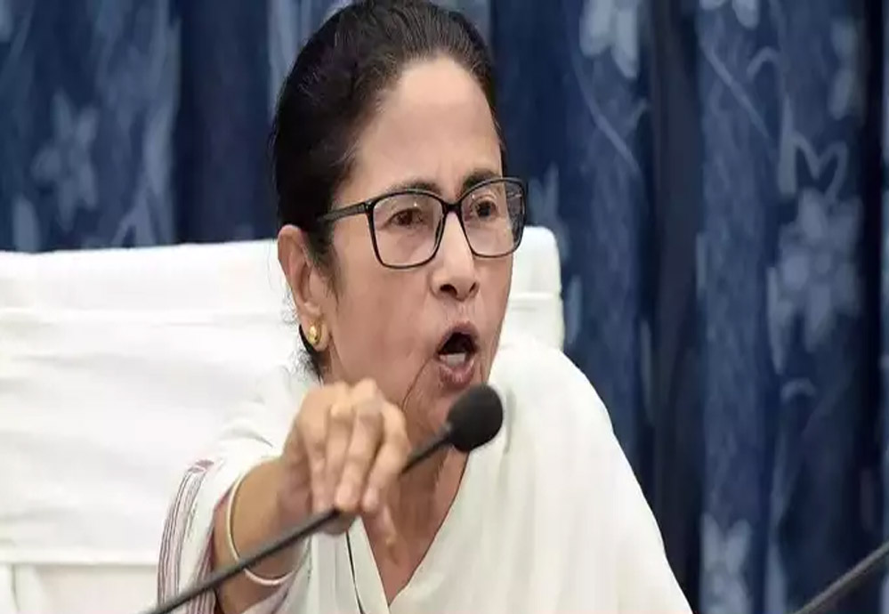 मुख्यमंत्री ममता बनर्जी का विवादित बयान महाकुंभ को बताया मृत्युकुंभ