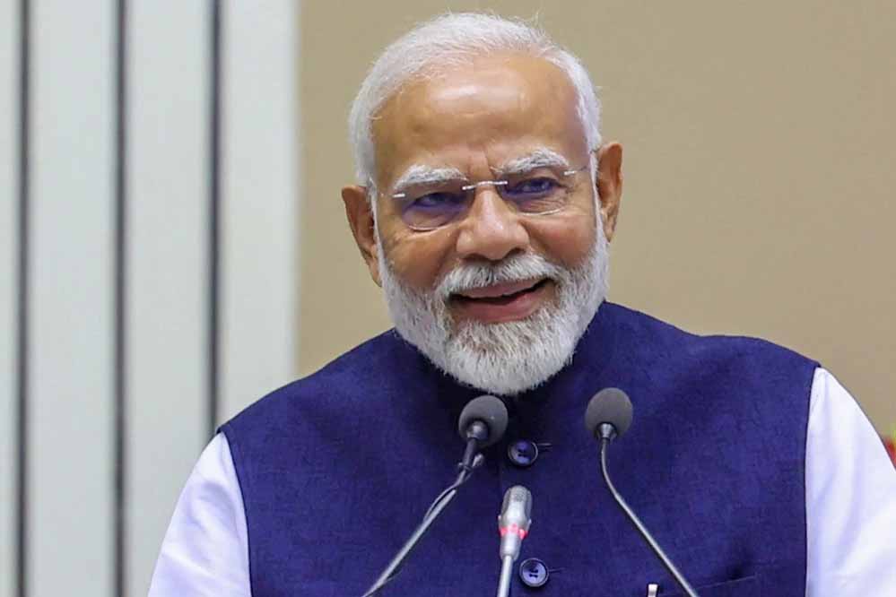 मोदी सरकार एक्शन मोड में 1 करोड़ वर्कर्स के पेंशन