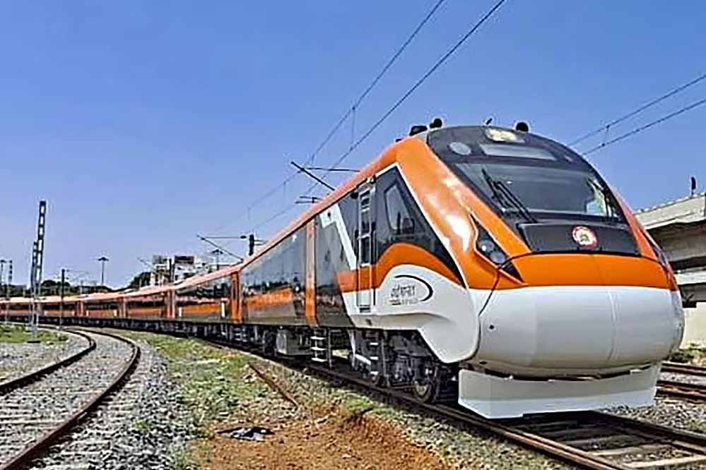 वंदे भारत स्लीपर ट्रेन तैयार होने के साथ भारतीय रेलवे
